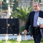 عراقچی به بیروت میرود عراقچی به بیروت میرود