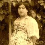 (عکس) دوچرخه‌سواری دختر سرکش ناصرالدین‌شاه