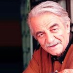 «منوچهر نوذری» 34 ساله در کنار «بهروز وثوقی» در مراسم اهدای جوایز سینمایی