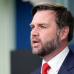 ونس: ترامپ تصمیم نهایی خود را درباره «خطوط قرمز» در مذاکرات با تهران می‌گیرد