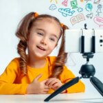 اینفوگرافیک/ تلفن همراه و فضای مجازی با مغز کودکان چه می‌کنند؟