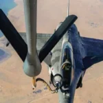 مکالمه‌ جالب خلبان جنگنده و خدمه‌ سوخت‌‌رسان هنگام سوخت‌گیری هوایی در آسمان